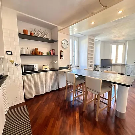 Apartment Casa Del Pozzo - Tipica Casa Ligure Ben Ristrutturata- In Pieno Centro E A 50 M Dal Mare *