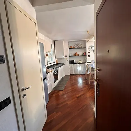Casa Del Pozzo - Tipica Casa Ligure Ben Ristrutturata- In Pieno Centro E A 50 M Dal Mare Apartment Rapallo