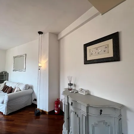 Casa Del Pozzo, 90 Mq, 2b 1b, Cozy Top-floor Ligurian Stay, No Lift, Steps From The Sea Apartment *