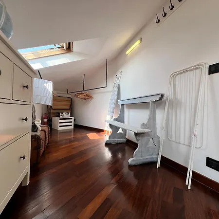 Casa Del Pozzo, 90 Mq, 2b 1b, Cozy Top-floor Ligurian Stay, No Lift, Steps From The Sea Apartment